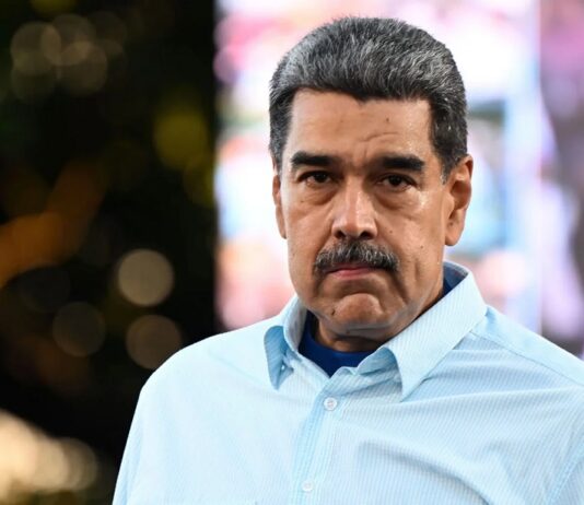 Maduro prende ativista defensora dos direitos dos aposentados na Venezuela