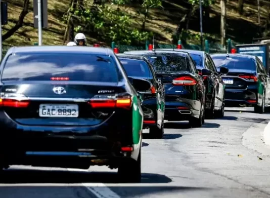 Sob Lula, gasto com locação de veículos bate recorde no 1º semestre.