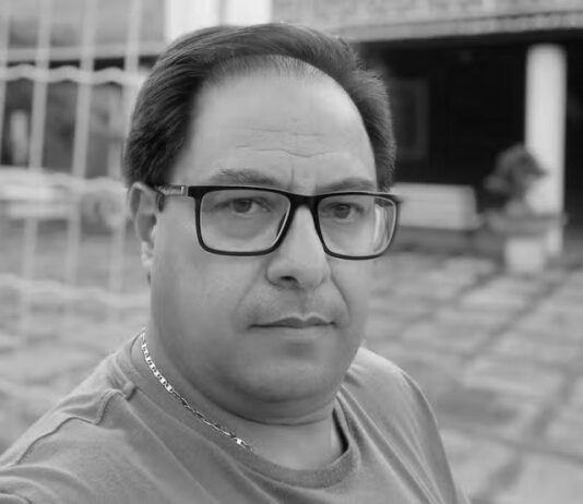 Dono de mercadinho é morto a tiros a 200 metros de espetinho onde comerciante foi assassinado por pagar menos a facção