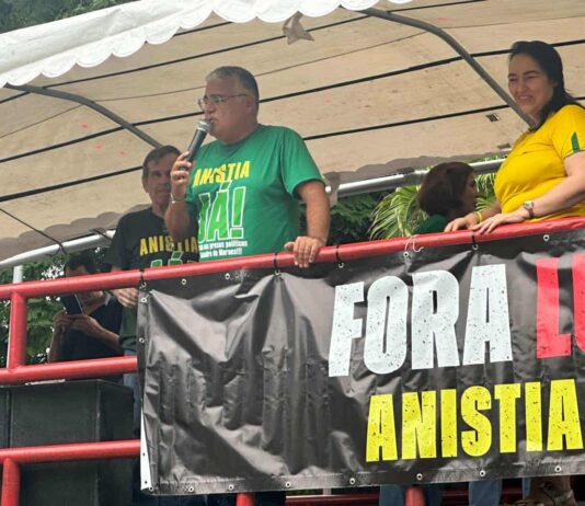 “No momento de mais sombra, temos que vir para as ruas com sentimento de fé e esperança”, afirma Sen. Girão em convite para manifestação amanhã (07) na Praça Portugal.