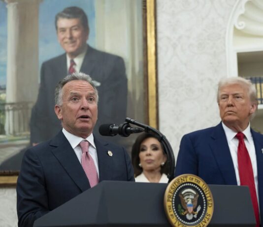 Após apresentar plano para Gaza a líderes árabes, Trump diz que fim da guerra está próximo