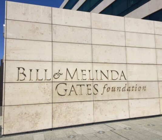 Fundação Bill Gates, um dos maiores financiadores de ONGs de esquerda, corta todos os repasses para essas organizações.