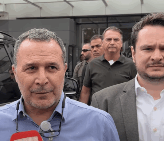 Moraes dá 24h para Polícia Penal explicar atraso de 05 minutos de Bolsonaro.