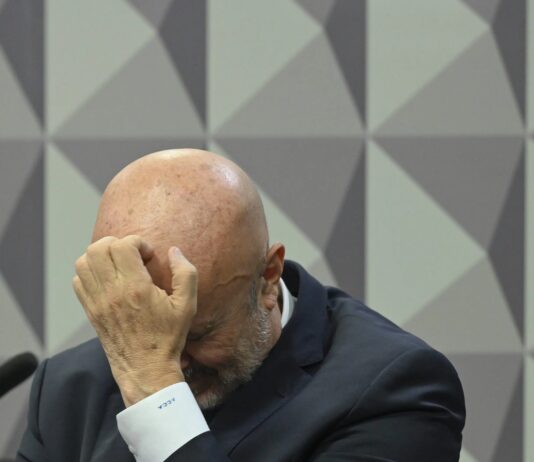 Ministro André Mendonça vota por manutenção da prisão preventiva do ‘Careca do INSS’