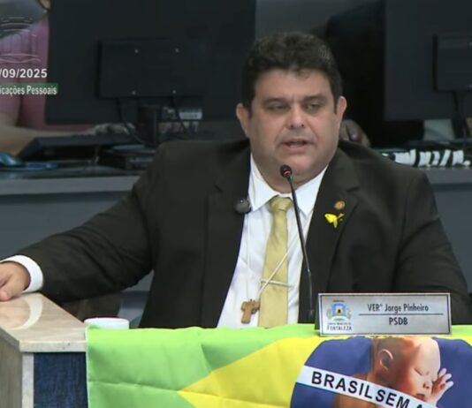 Com resistência da esquerda, ver. Jorge Pinheiro consegue criar Frente Parlamentar Católica na CMFOR.