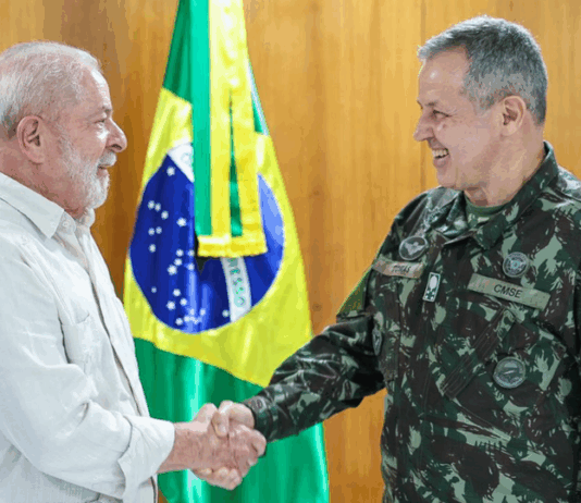 Exército vai investir R$ 1,1 milhão em tradução simultânea