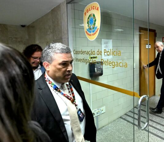 Presidente de entidade que foi preso na CPMI do INSS é liberado após pagamento de fiança.