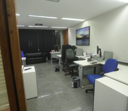 Senado paga R$ 173,6 mil por mês a assessores de “comissões fantasmas”