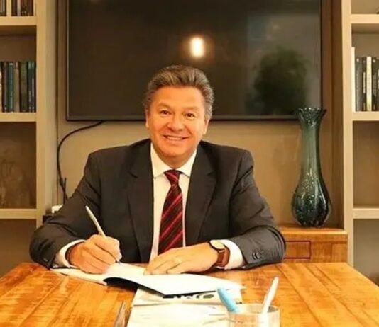 Ex-contador de Lulinha é alvo de operação contra lavagem de dinheiro do PCC