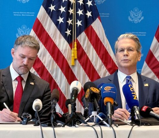 Governo Trump fala em censura e prisão ilegal no Brasil ao justificar tarifaço.