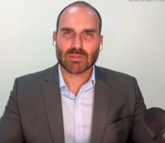 Eduardo diz que escolha de Rubio para negociar foi “golaço” de Trump