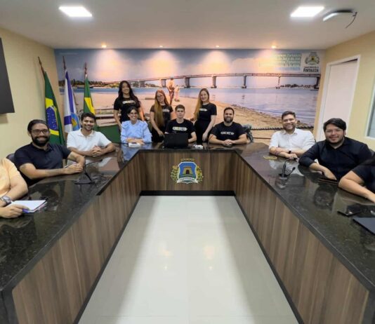 Grupos de Juventude da Oposição realiza encontro na Câmara Municipal de Fortaleza