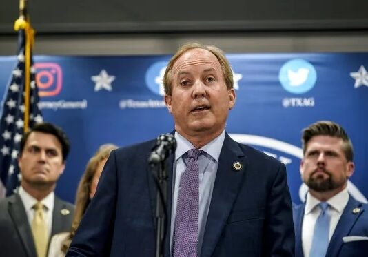 Texas lança operações secretas para eliminar células terroristas de esquerda no estado