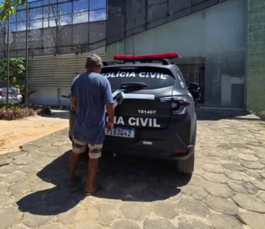 Pai é preso suspeito de dopar e estuprar três filhos com transtornos mentais no Ceará.