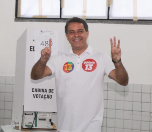 Câmara Municipal de Fortaleza deve votar projeto que aumenta valor do IPTU em regime de urgência.