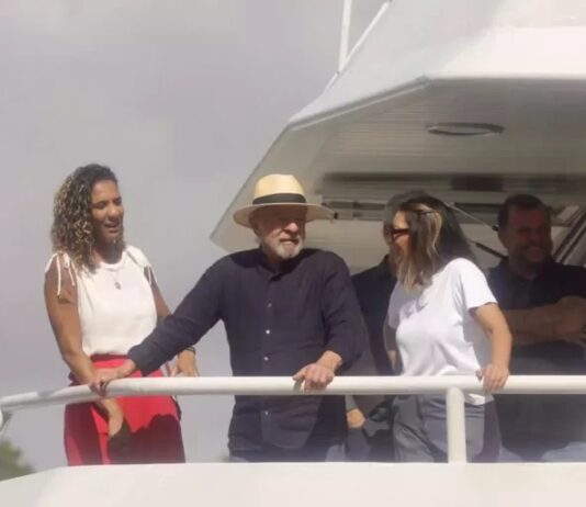 Planalto coloca em sigilo valor do iate de luxo de Lula e Janja