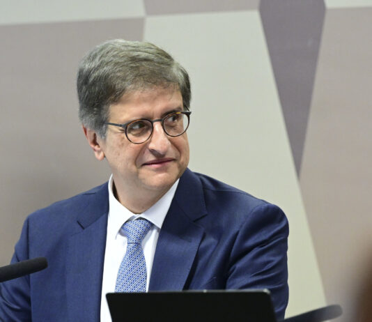 Por 45 votos a 26, Senado aprova recondução de Gonet na PGR