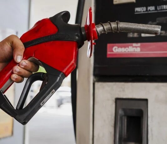 Operação investiga formação de cartel de postos de combustíveis em Fortaleza