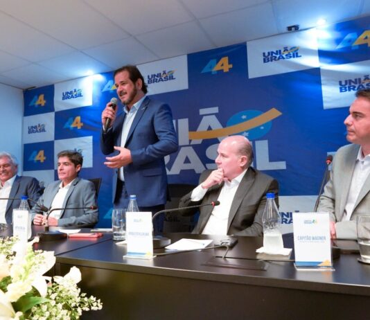 Falas de dirigentes do União Brasil confirmam partido na oposição ao PT no Ceará