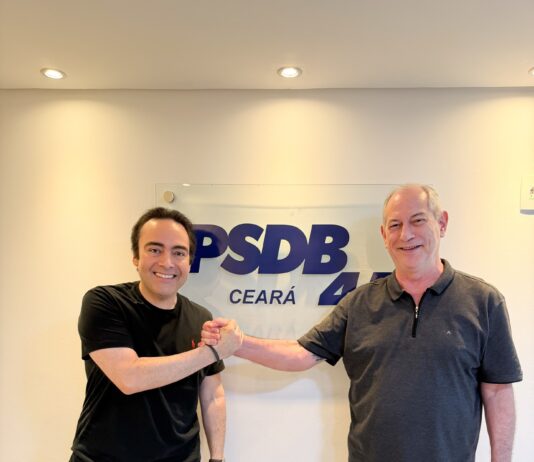 Ciro Gomes assume a presidência do PSDB Ceará