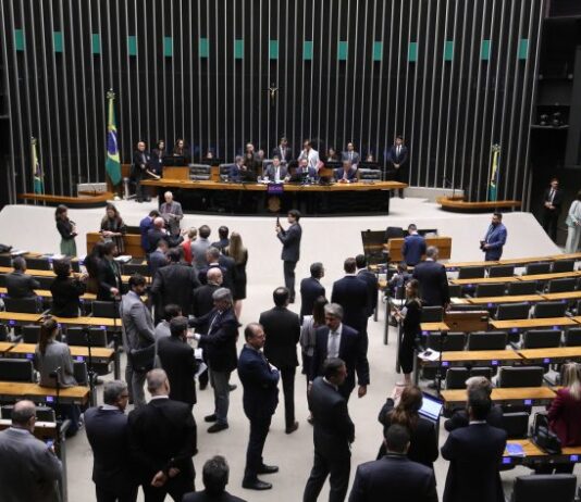 Congresso Nacional aprova orçamento de 2026 com R$ 50 bilhões para emendas parlamentares