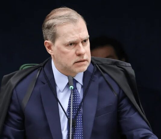 Toffoli determina que todas as decisões do Banco Master serão tomadas pelo STF