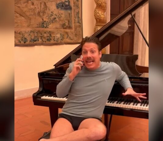 Porchat utilizou estruturas da embaixada do Brasil em Roma para fazer vídeo ironizando direita sobre sandálias Havaianas.