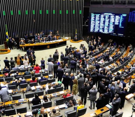 Orçamento de 2026 destina R$ 5 bilhões para o Fundo Eleitoral.