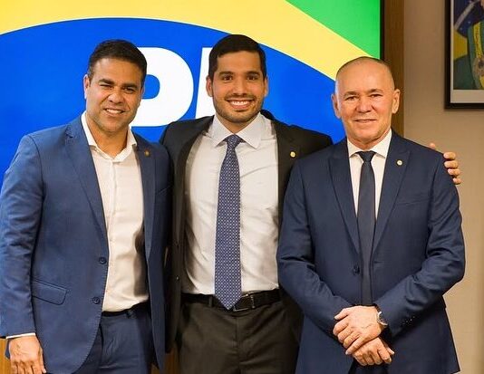 “Poderiamos ter resolvido internamente com o presidente estadual do PL e os correligionários do partido a nível local”, afirma ver. Julierme Sena sobre episódio de Michelle no Ceará.