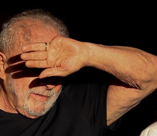 Lula amplia sigilo sobre informações de interesse público e quebra promessa de campanha