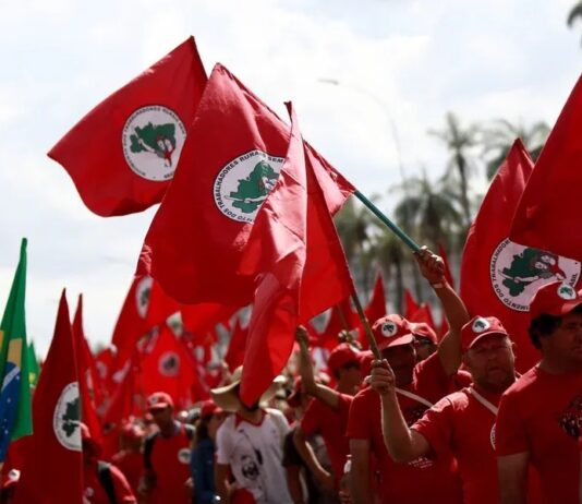 MST planeja enviar brigadas para a Venezuela e Faixa de Gaza