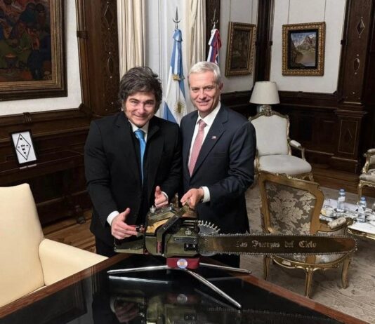 Milei diz articular bloco latino-americano contra o socialismo