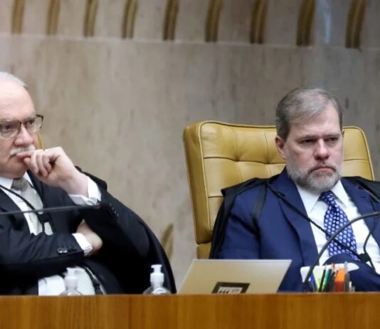 Fachin defende atuação de Toffoli no caso do banco Master