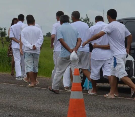 Presos condenados por crimes como latrocínio, homicídio e tráfico de drogas são beneficiados com ‘saidinha de Natal’ e não retornam ao presídio no Ceará.