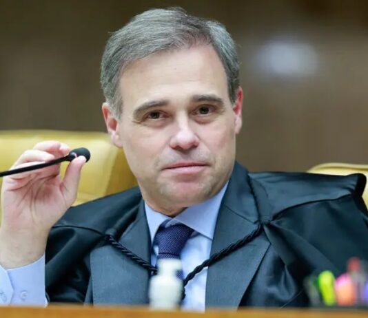 Mendonça derruba restrições de Toffoli e autoriza PF a fazer perícias no caso Master