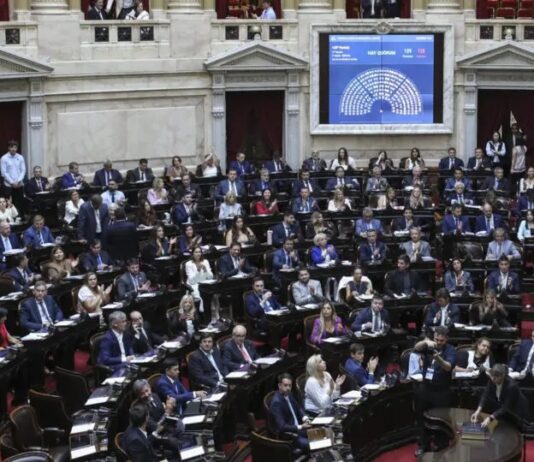 Câmara da Argentina aprova redução da maioridade penal para 14 anos