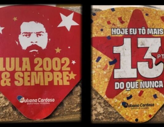 Material pró-reeleição de Lula é distribuído no Carnaval em São Paulo.