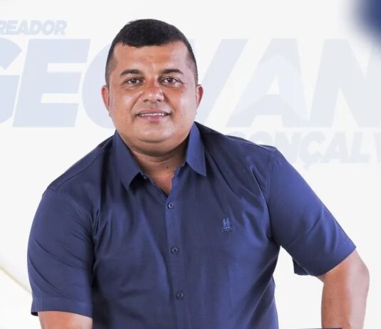 Vereador acusado de integrar organização criminosa é preso por agredir esposa e solto em audiência de custódia.