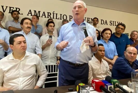 “Meu juízo diz pra eu não ser candidato, mas o coração tá balançado”, diz Ciro Gomes sobre candidatura ao Governo do Ceará