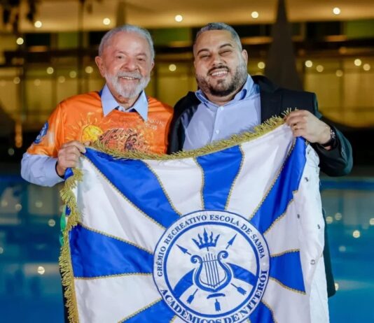 Presidente de escola que exaltou Lula é réu por morte de criança