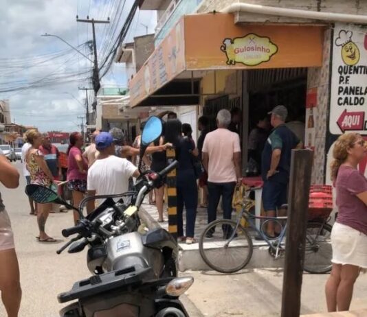 Mulher é baleada enquanto lanchava em bairro de Caucaia, na Grande Fortaleza