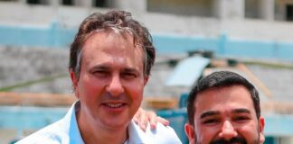 Secretária de alto escalão do governo Elmano (PT) é alvo de operação que prendeu vereadores envolvidos com facção.