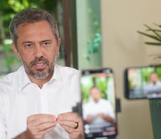 Governo do Piauí anuncia redução do ICMS sobre diesel importado; Ceará ainda não aderiu à proposta