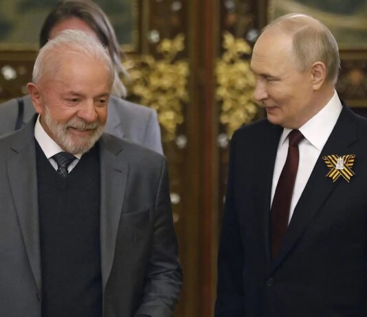 Rússia suspende temporariamente exportação de fertilizantes; medida afeta o Brasil