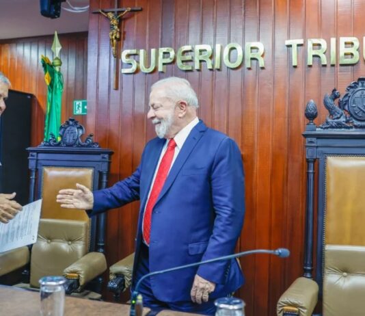 STM nega a Bolsonaro suspeição de ministro que elogiou Lula
