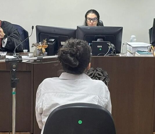 Ministério Público de MG recorre de decisão que absolveu mulher que matou abusador da filha.