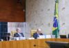 Fachin e Gilmar fazem “homenagem” a Moraes e omitem ligações com Vorcaro