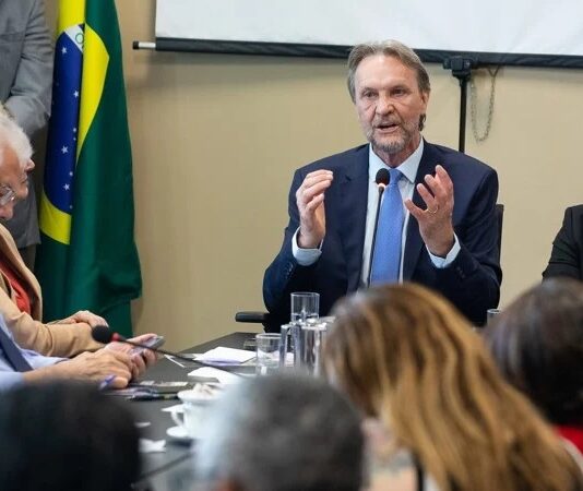 PT é contra inclusão da maioridade penal na PEC de Segurança pública.