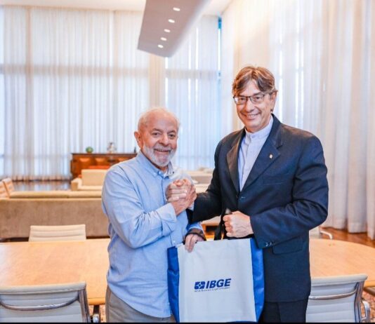 Ministério Público junto ao TCU pede afastamento do presidente do IBGE, Marcio Pochmann