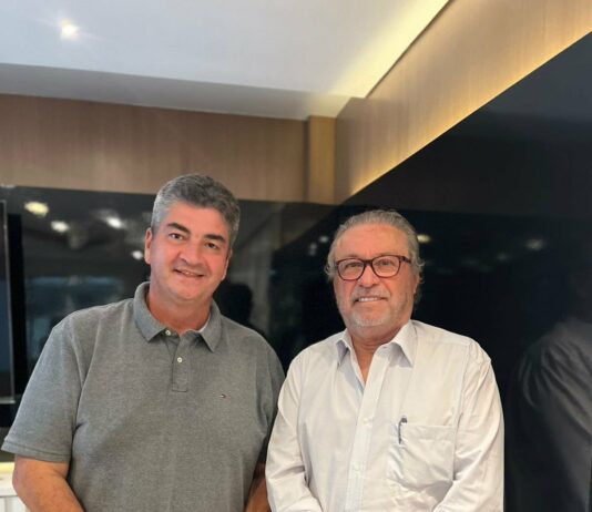 PSDB de Aracoiaba, em processo de renovação, reúne-se com pré-candidato Dr. Cândido Albuquerque.